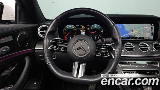 Mercedes-Benz E-Class (W213) E220d 4MATIC AMG Line 2021 — фото 12