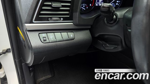 Hyundai Avante (AD) 1.6 GDI Smart Special 2017 — фото 18