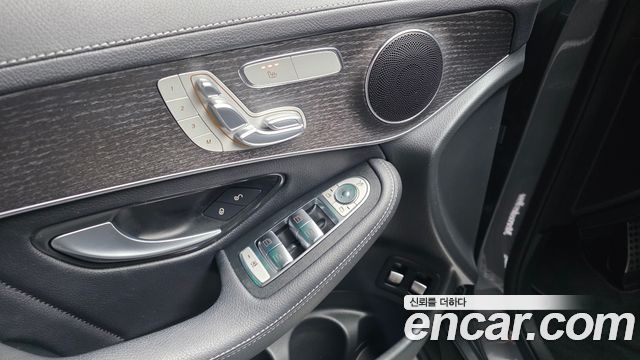 Mercedes-Benz GLC-Class (X253) GLC300e 4MATIC Coupe 2022 — фото 20