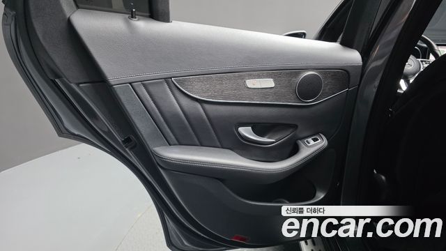 Mercedes-Benz GLC-Class (X253) GLC300e 4MATIC Coupe 2022 — фото 25