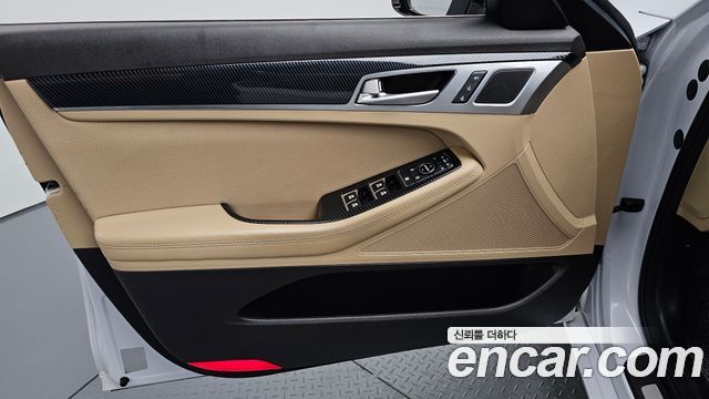 Genesis G80 3.3 GDI Luxury 2017 — фото 24