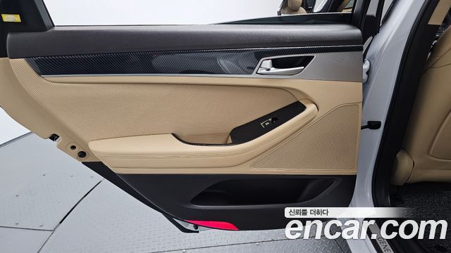 Genesis G80 3.3 GDI Luxury 2017 — фото 25