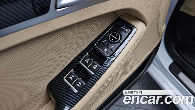 Genesis G80 3.3 GDI Luxury 2017 — фото 27
