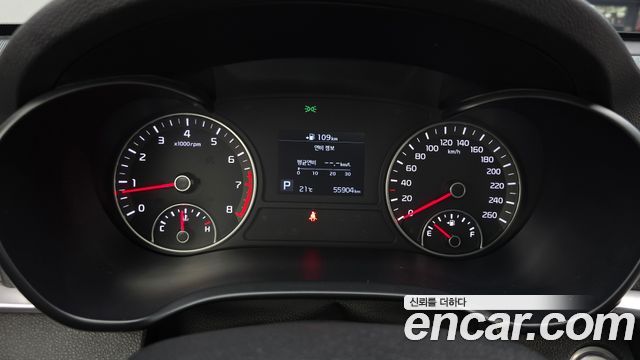 Kia K5 (II) 2.0 Noblesse 2019 — фото 8