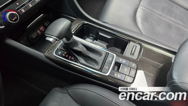 Kia K5 (II) 2.0 Noblesse 2019 — фото 9