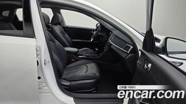 Kia K5 (II) 2.0 Noblesse 2019 — фото 11