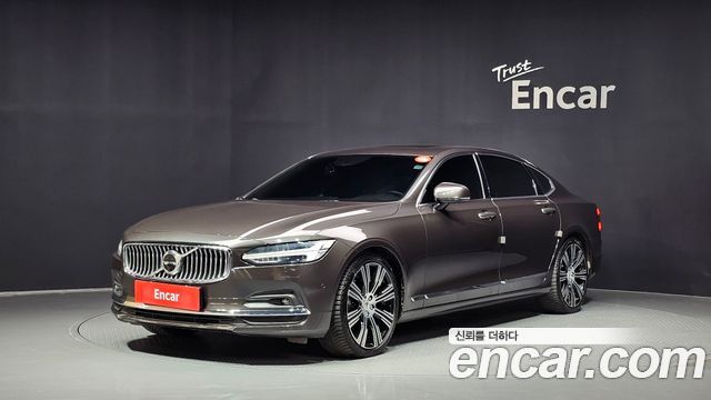 Volvo S90 B6 AWD Inscription 2021 — фото 1