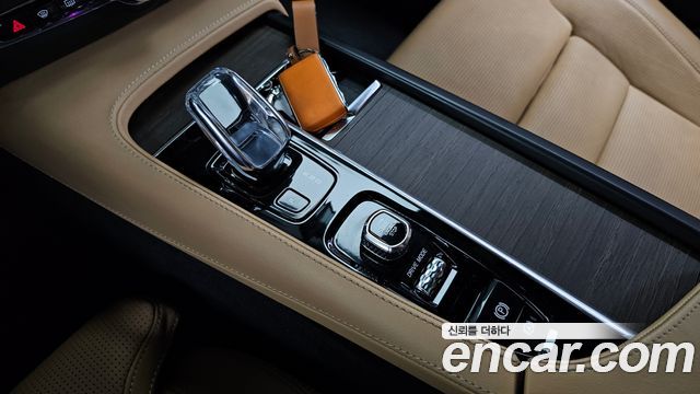 Volvo S90 B6 AWD Inscription 2021 — фото 9