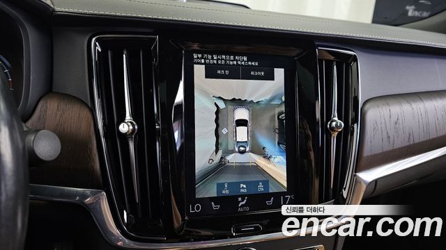 Volvo S90 B6 AWD Inscription 2021 — фото 15