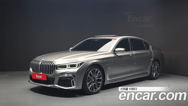 BMW 7 Series (G11) 745Le iPerformance M Sport 2022 — фото 1