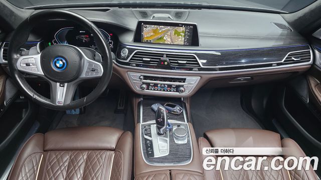 BMW 7 Series (G11) 745Le iPerformance M Sport 2022 — фото 7