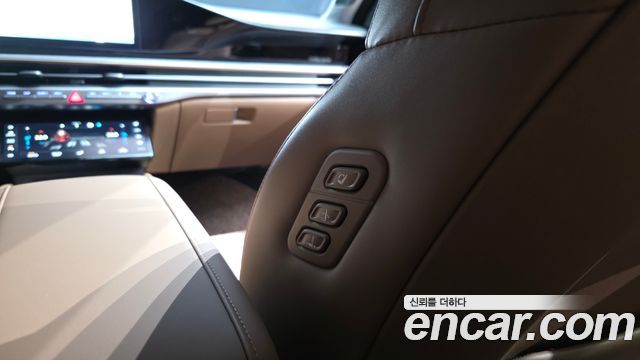 Hyundai Grandeur Hybrid (GN7) Calligraphy 2023 — фото 41