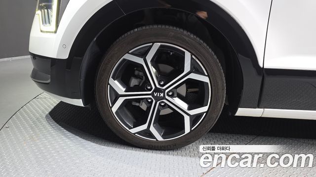 Kia Niro Signature 2022 — фото 5