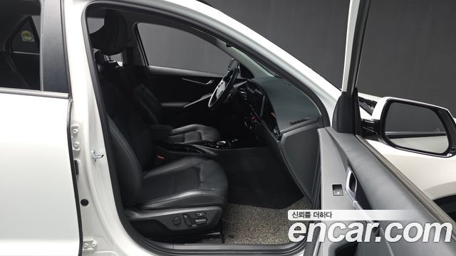 Kia Niro Signature 2022 — фото 11