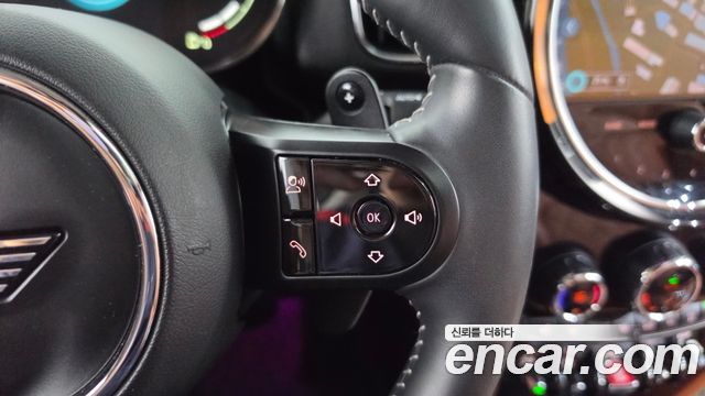 MINI Cooper S Countryman ALL4 Classic 2nd 2022 — фото 17