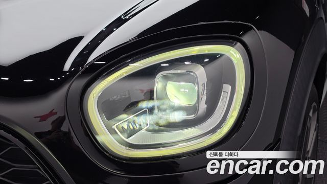 MINI Cooper S Countryman ALL4 Classic 2nd 2022 — фото 22