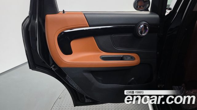 MINI Cooper S Countryman ALL4 Classic 2nd 2022 — фото 25