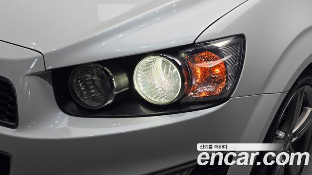 Chevrolet Aveo Hatchback 1.4 Turbo RS 2014 — фото 22