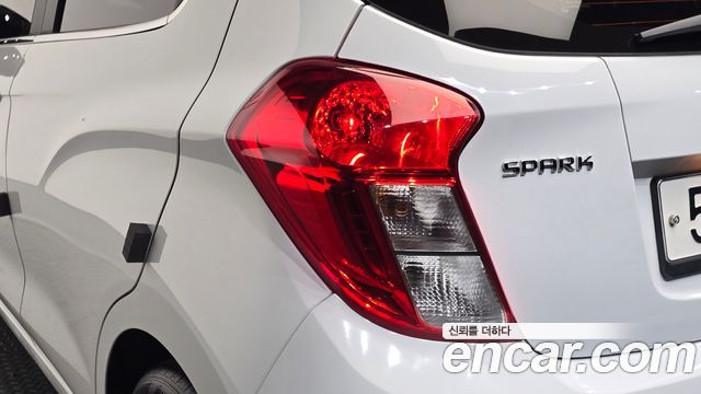 Chevrolet Spark Premier 2019 — фото 23