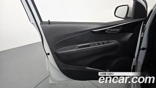 Chevrolet Spark Premier 2019 — фото 24