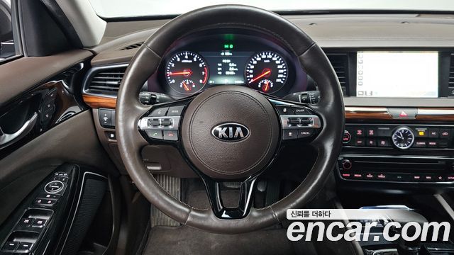 Kia K7 2.4 GDI Limited 2017 — фото 13