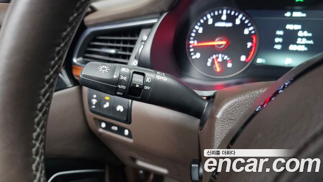 Kia K7 2.4 GDI Limited 2017 — фото 15