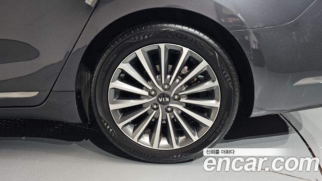 Kia K7 2.4 GDI Limited 2017 — фото 21