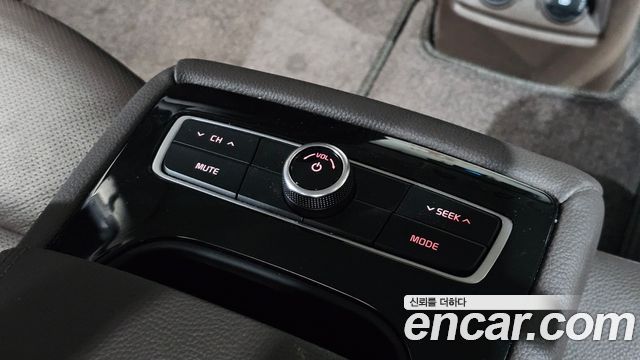 Kia K7 2.4 GDI Limited 2017 — фото 27