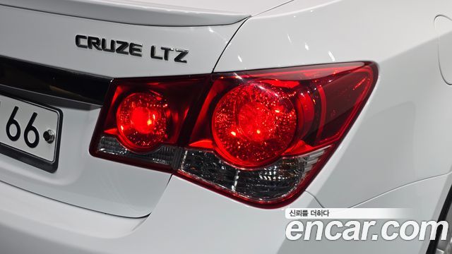 Chevrolet Cruze 2.0 LTZ+ 2013 — фото 23