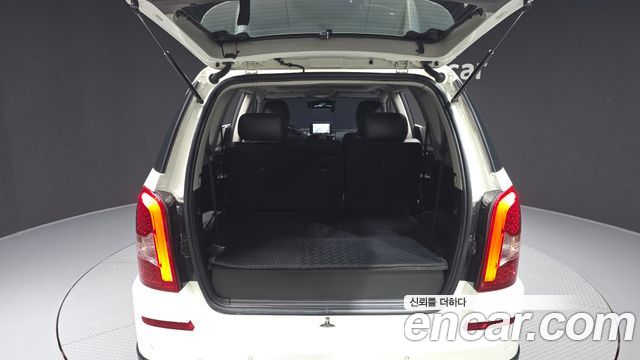 KG Mobility (SsangYong) Rexton W 2.0 4WD RX7 Prestige 2013 — фото 20