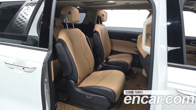 Kia Carnival (IV) Gasoline 9-Seater Signature 2023 — фото 15