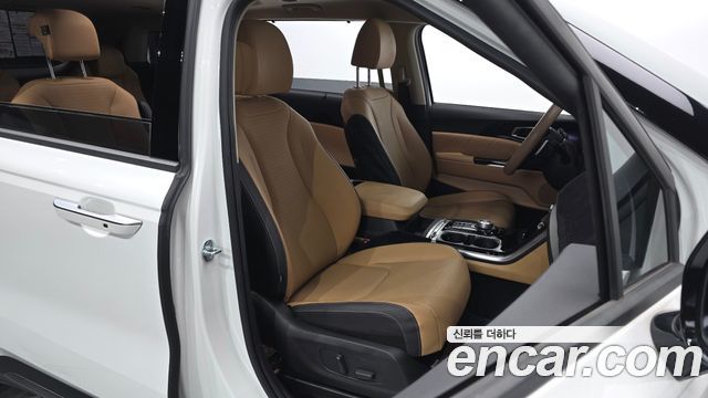 Kia Carnival (IV) Gasoline 9-Seater Signature 2023 — фото 32