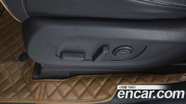 Kia Carnival (IV) Gasoline 9-Seater Signature 2023 — фото 38