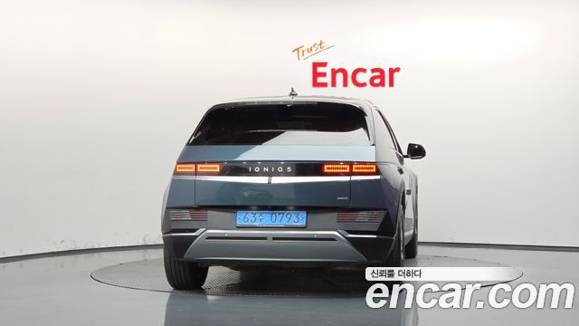 Hyundai Ioniq 5 Long Range AWD Exclusive 2023 — фото 4