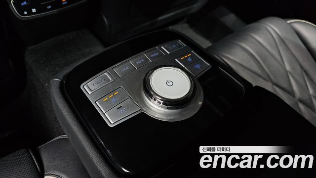 Genesis G80 (RG3) Gasoline 2.5 Turbo AWD 2023 — фото 32