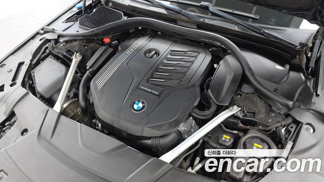 BMW 7 Series (G11) 740Li xDrive M Sport Package 2022 — фото 6