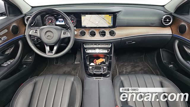Mercedes-Benz E-Class (W213) E220d 4MATIC Exclusive 2017 — фото 7