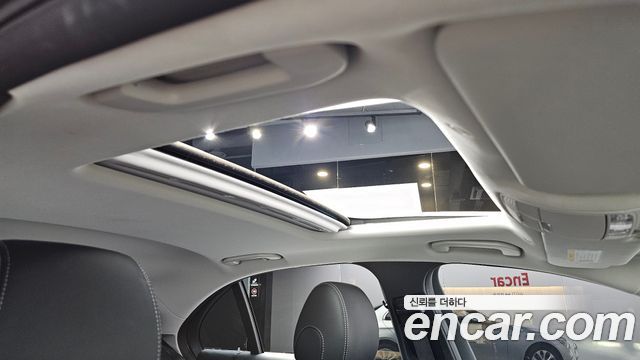 Mercedes-Benz E-Class (W213) E220d 4MATIC Exclusive 2017 — фото 28