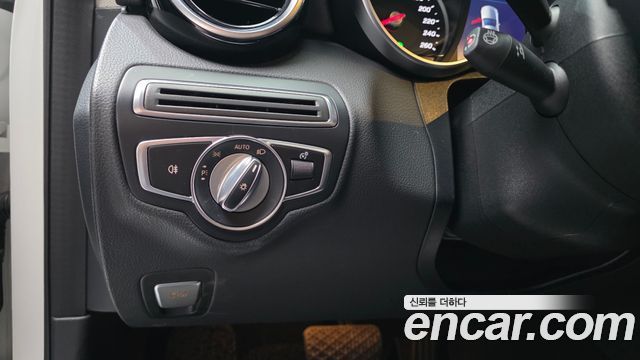 Mercedes-Benz C-Class (W205) C200 Avantgarde 2020 — фото 20