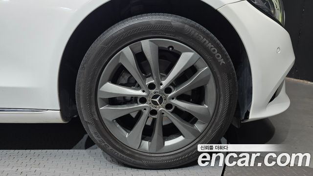 Mercedes-Benz C-Class (W205) C200 Avantgarde 2020 — фото 21