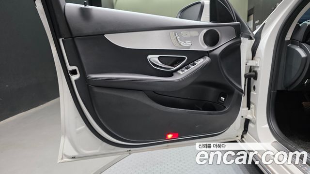 Mercedes-Benz C-Class (W205) C200 Avantgarde 2020 — фото 24