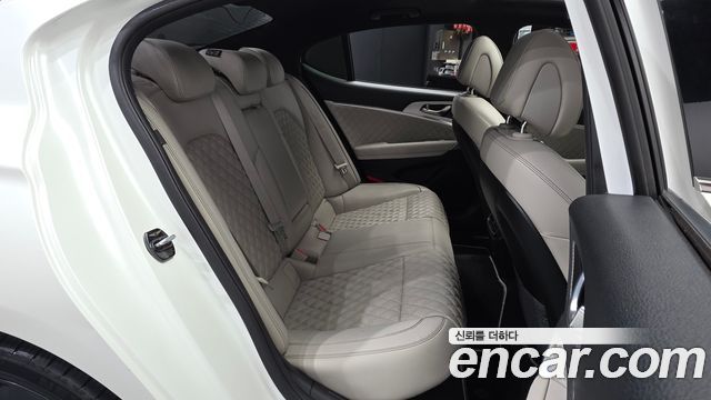 Genesis G70 Gasoline 3.3T 2WD 2021 — фото 12