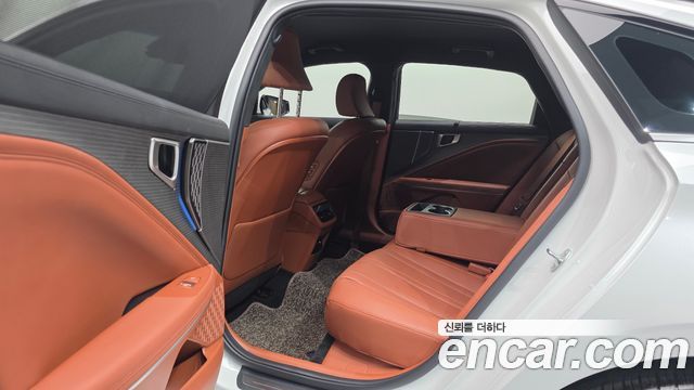 Kia K8 2.5 Gasoline 2WD Noblesse 2025 — фото 16