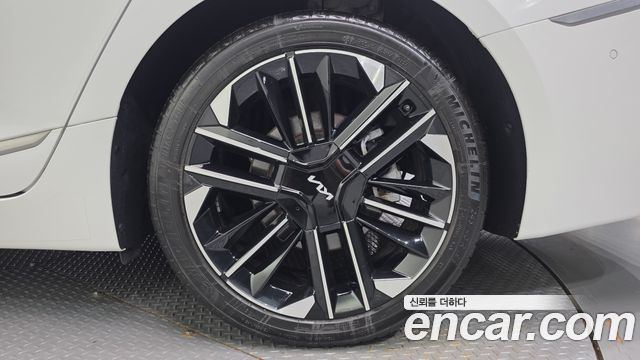 Kia K8 2.5 Gasoline 2WD Noblesse 2025 — фото 21