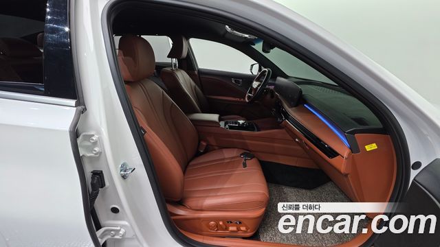 Kia K8 2.5 Gasoline 2WD Noblesse 2025 — фото 26