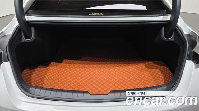 Kia K8 2.5 Gasoline 2WD Noblesse 2025 — фото 28