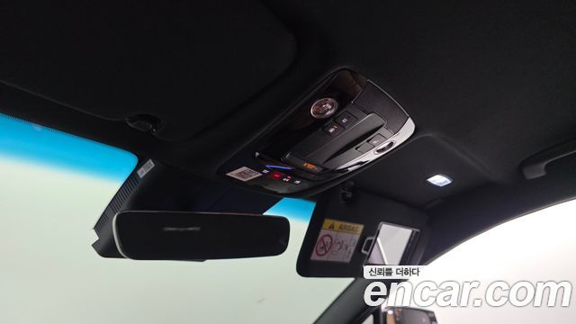 Kia K8 2.5 Gasoline 2WD Noblesse 2025 — фото 32