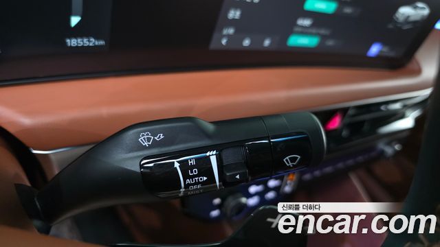Kia K8 2.5 Gasoline 2WD Noblesse 2025 — фото 34