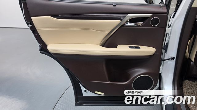 Lexus RX350 (IV) Executive 2018 — фото 31