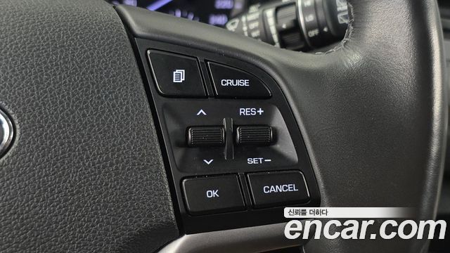 Hyundai Tucson Diesel 2.0 2WD Style 2017 — фото 26